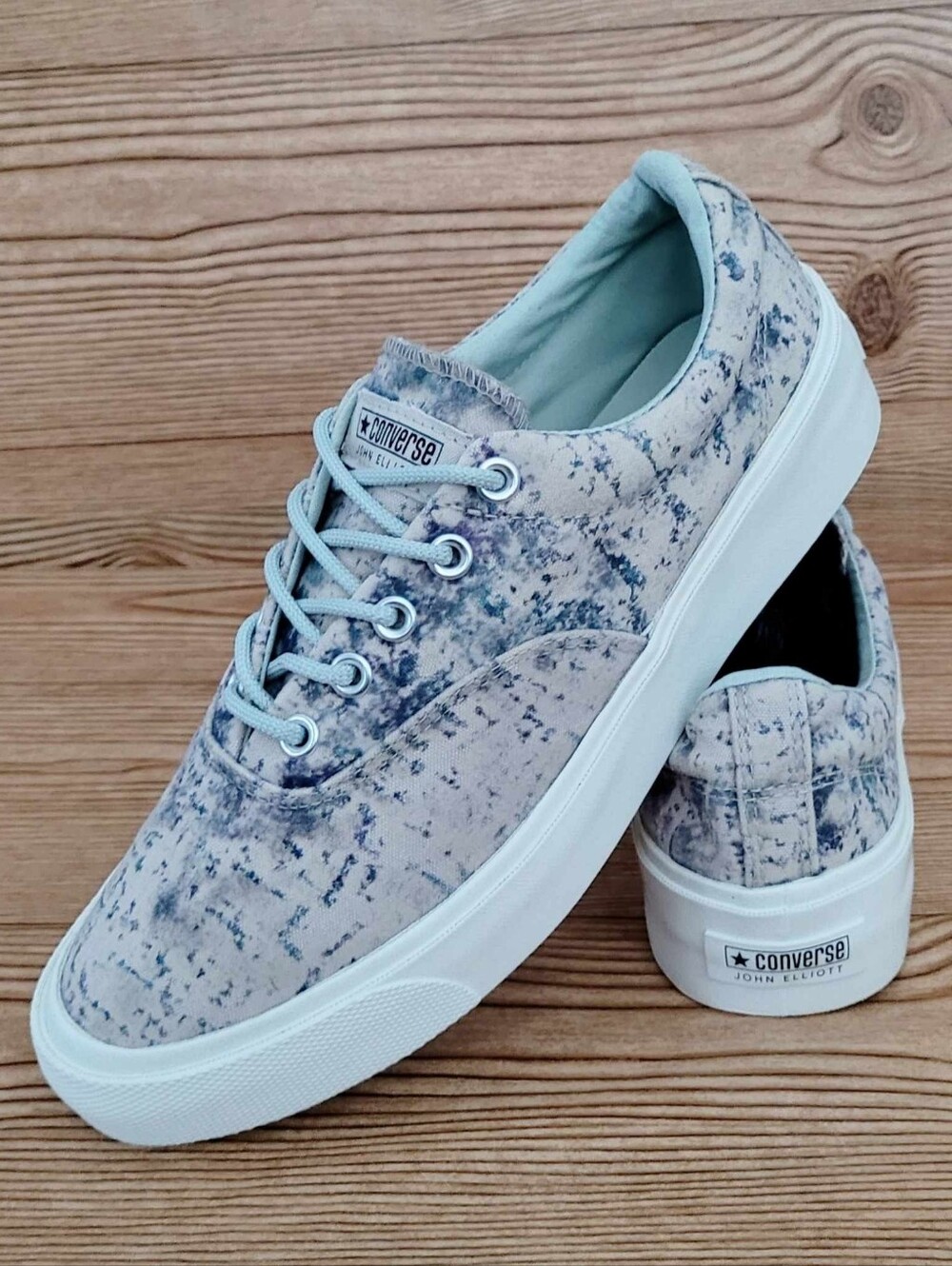 Converse Grip John Elliott